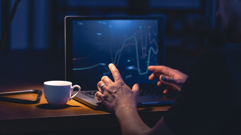 Como Funcionam as Perdas em COE: Entenda os Riscos e Proteções Desse Tipo de Investimento